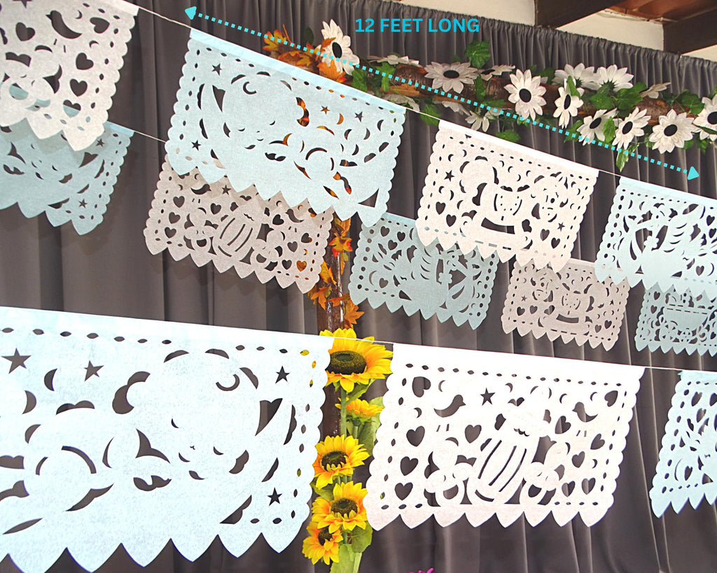 light blue papel picado Azul claro para bebes